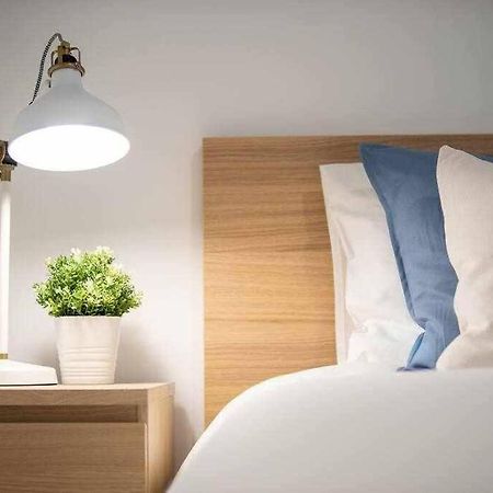 Modern 3Br Apt W/ Lg Terrace, Bbq, Ac & Parking Tavira Kültér fotó
