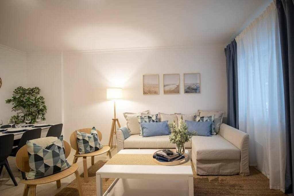 Modern 3Br Apt W/ Lg Terrace, Bbq, Ac & Parking Tavira Kültér fotó
