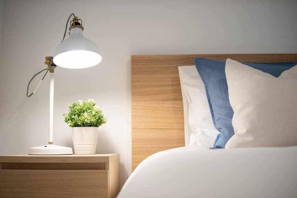 Modern 3Br Apt W/ Lg Terrace, Bbq, Ac & Parking Tavira Kültér fotó
